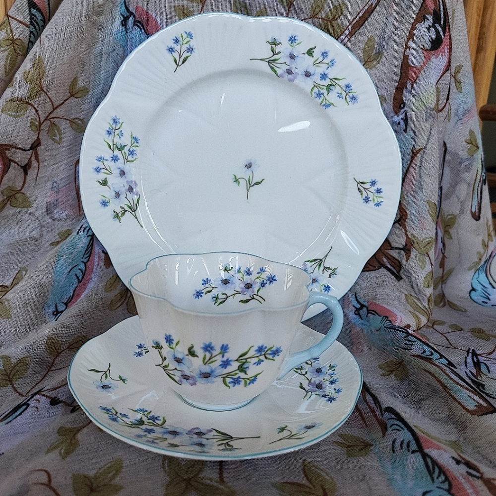 SHELLEY England 3 Pieces Blue Rock Teacup Saucer and Under Plate Blue Flowers